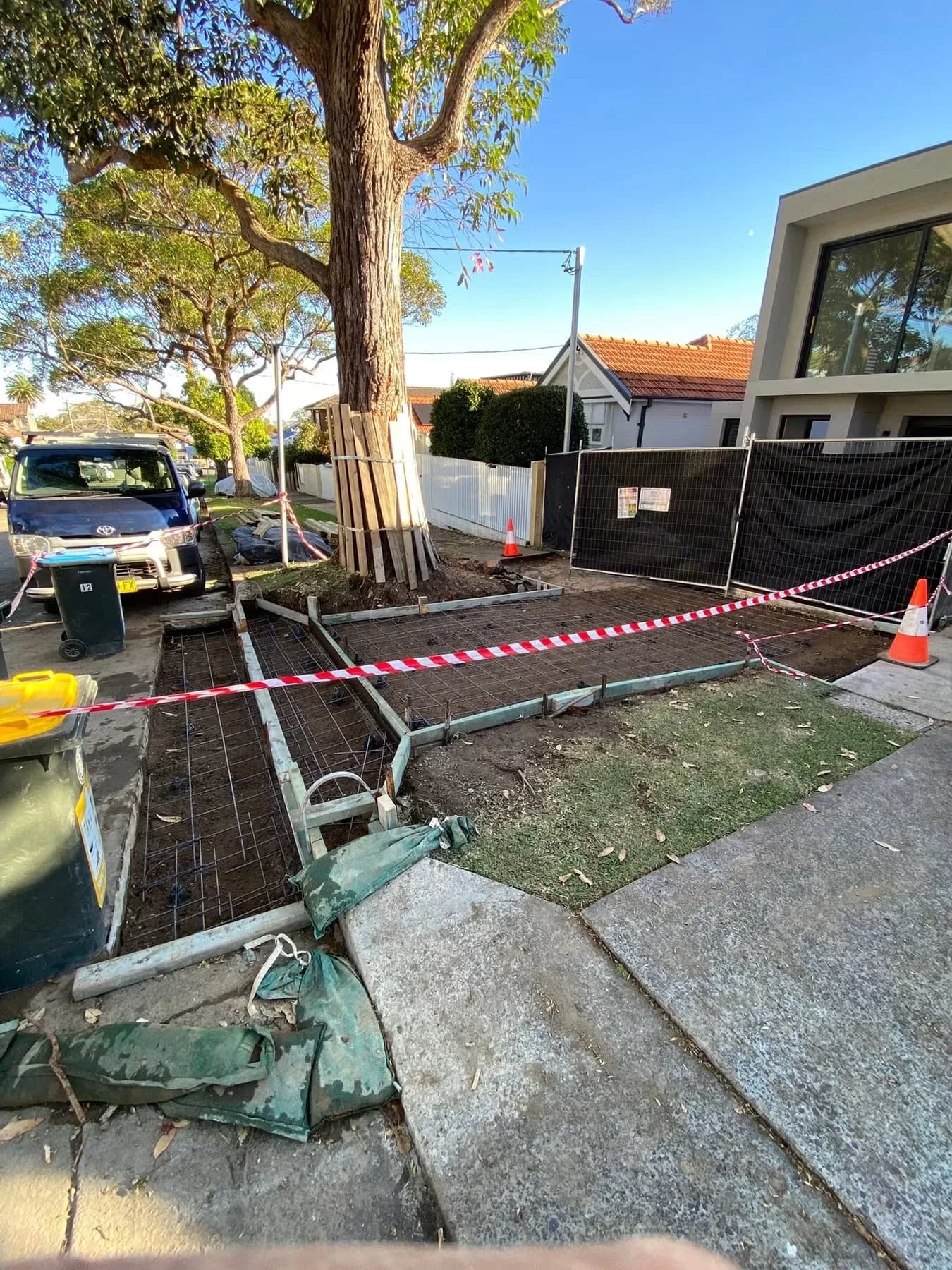 Frontage reinforced — Mesh laid, ready to pour